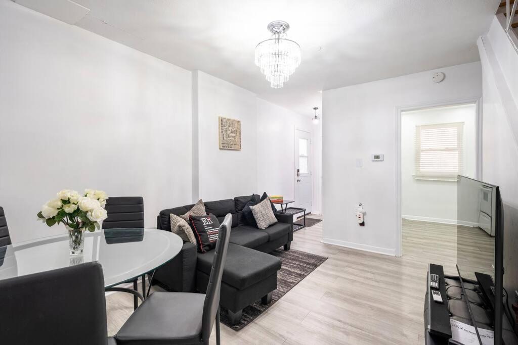 Harmony Home Near University Of واترلو المظهر الخارجي الصورة